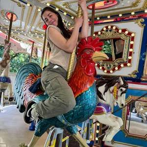 Meet your Posher, Christina